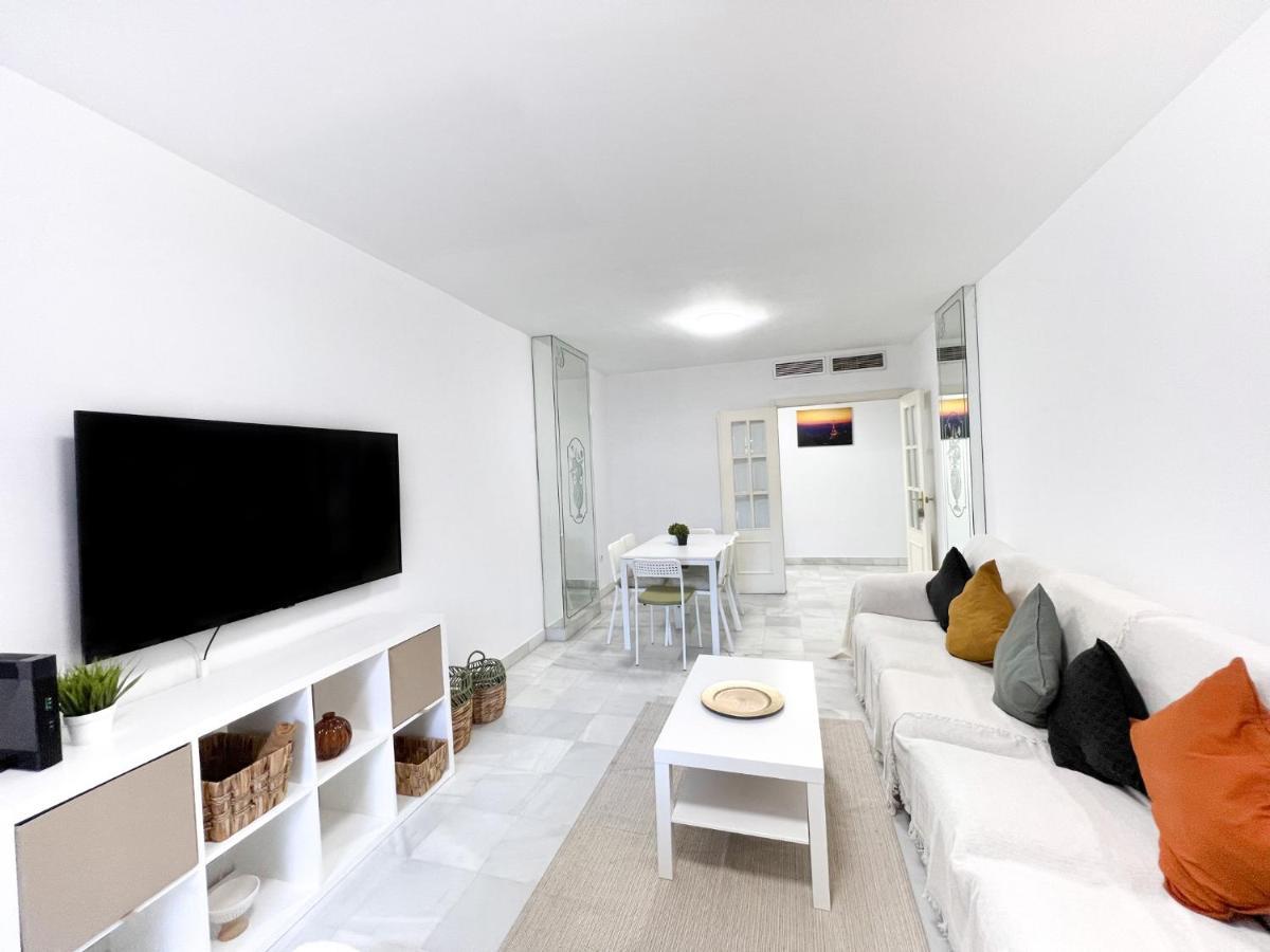 Lejlighed Apartamento 3 Dormitorios En Centro De Con Parking Privado *