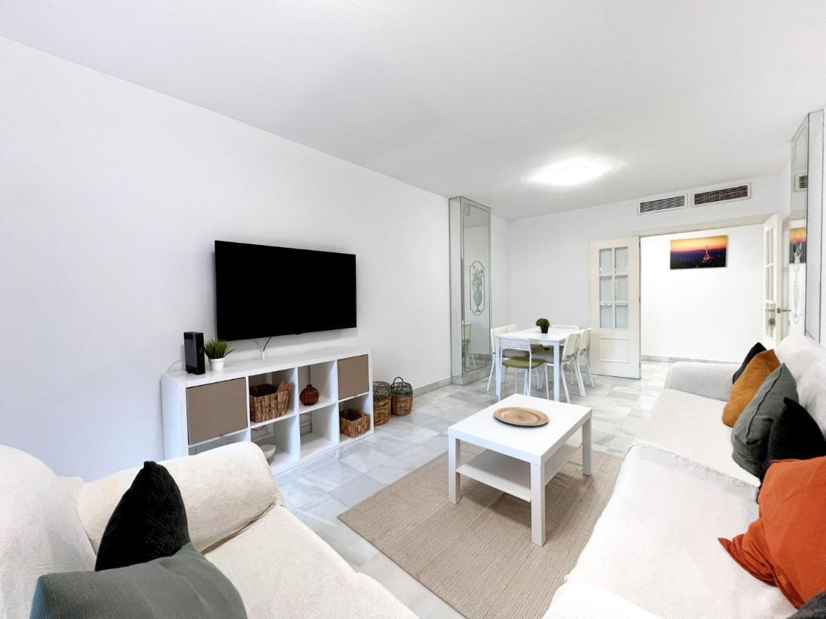 Lejlighed Apartamento 3 Dormitorios En Centro De Con Parking Privado *
