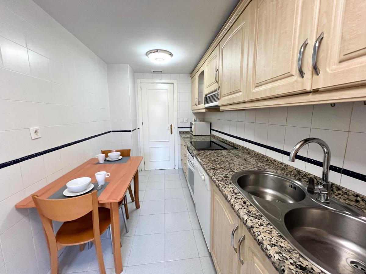 Apartamento 3 Dormitorios En Centro De Con Parking Privado Apartamento